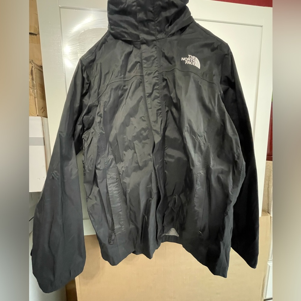 The North Face Classic Black Rain jacket. Youth XL (18/20)